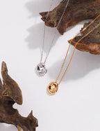 Collier d’allaitement minimaliste – Bijou pratique et élégant