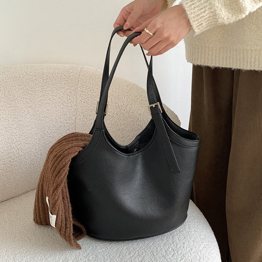 Sac à bandoulière de grande capacité en cuir