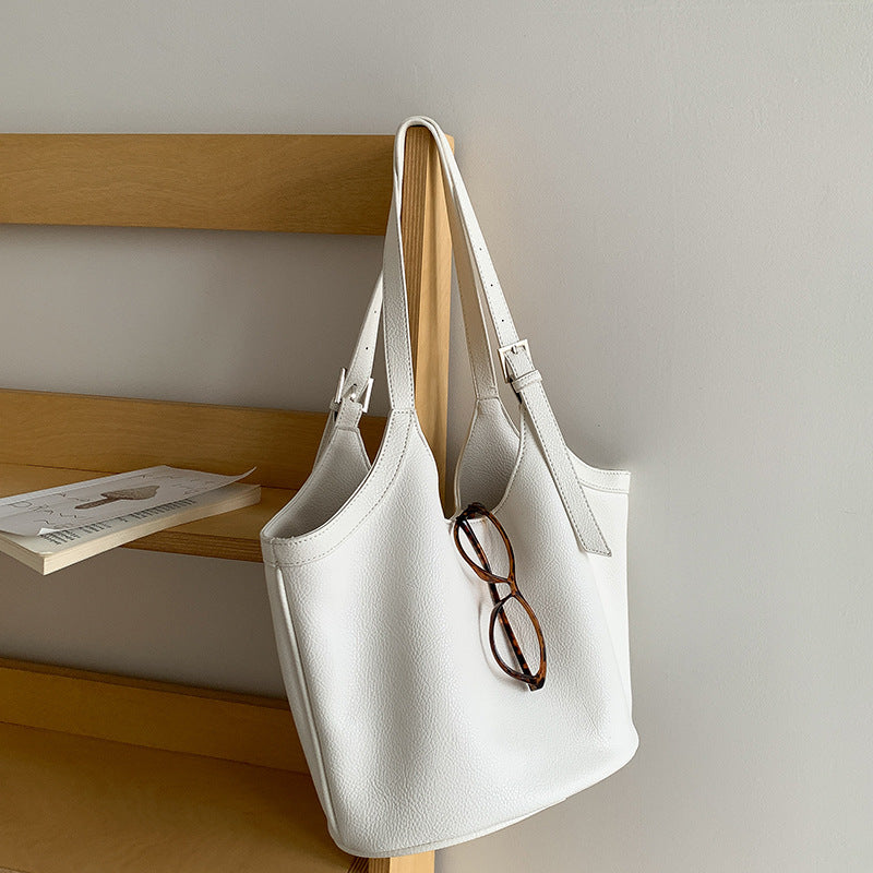 Sac à bandoulière de grande capacité en cuir