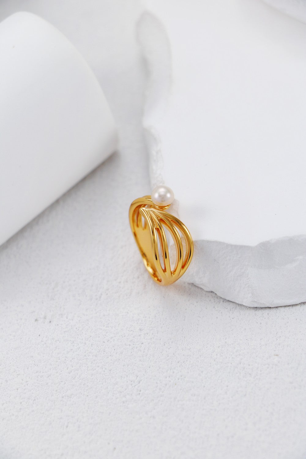 Bague minimaliste en perle - vintage